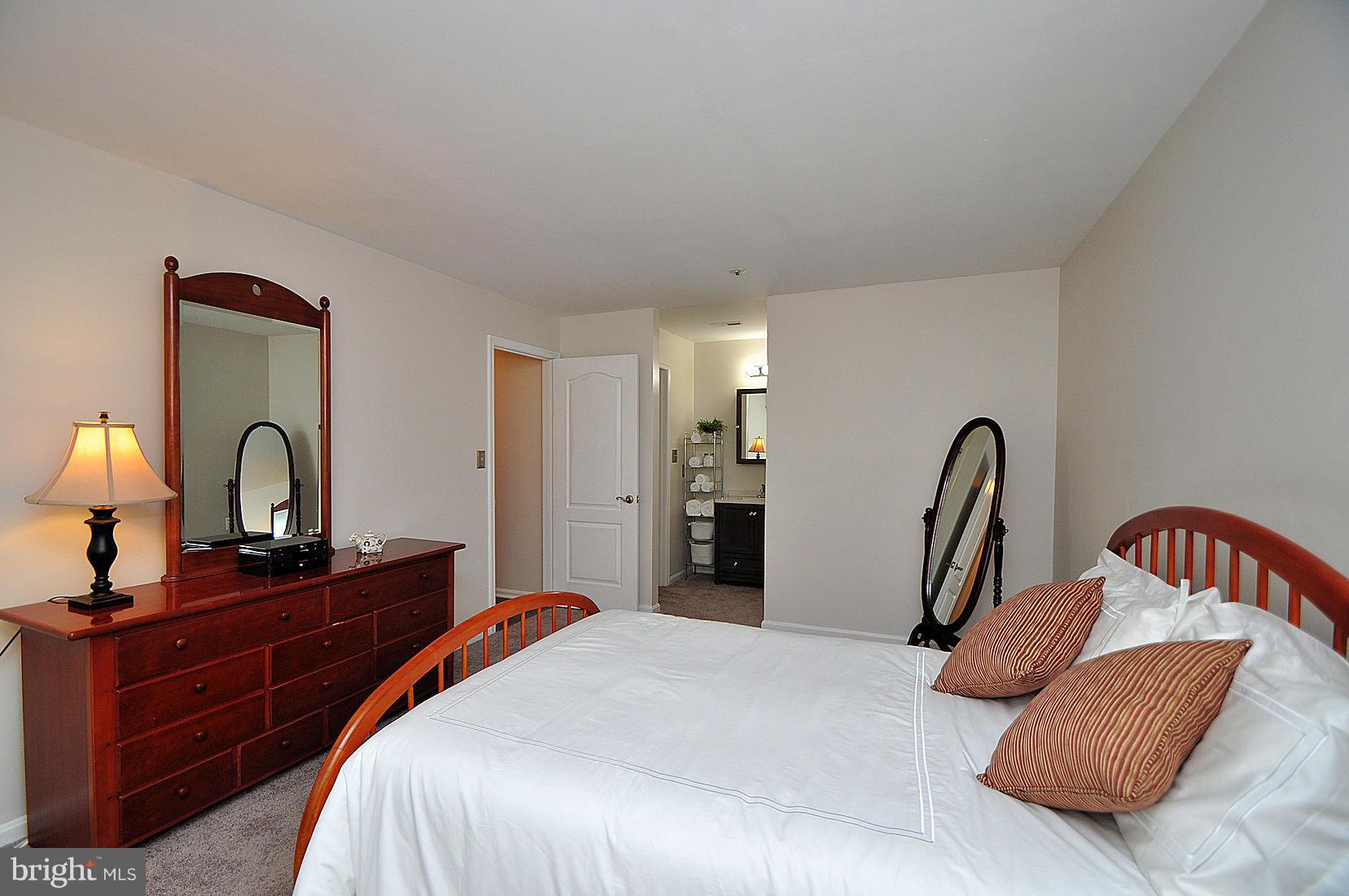 8399 Montgomery Run Road, Unit B Ellicott City, MD 21043 - Photo 5 of 22 Spacious Bedroom (Master) with walkin closet