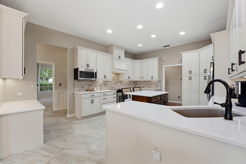 434 Tremingham Way Venice, FL 34293 - Photo 24 of 93