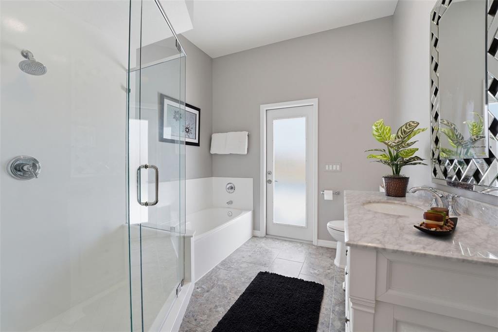 434 Tremingham Way Venice, FL 34293 - Photo 36 of 93
