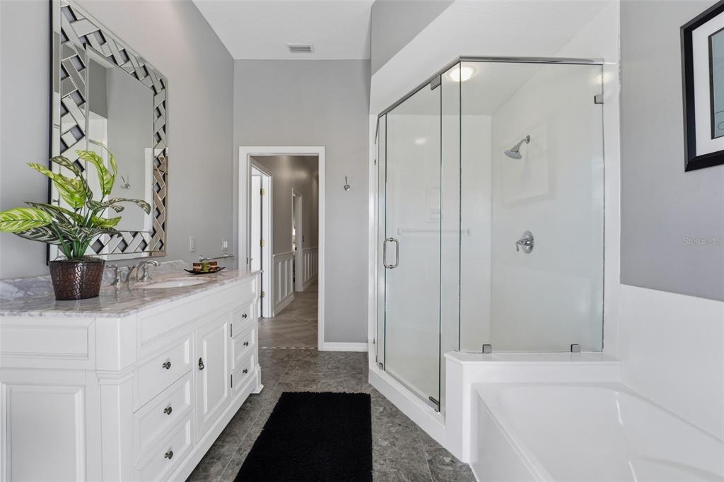 434 Tremingham Way Venice, FL 34293 - Photo 37 of 93