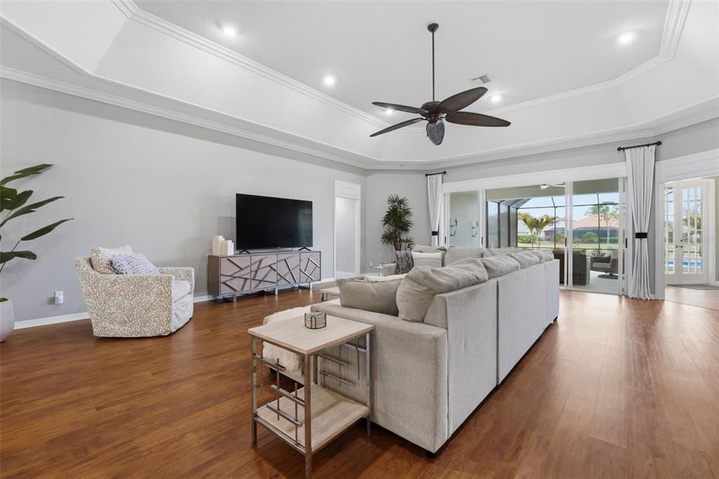 434 Tremingham Way Venice, FL 34293 - Photo 7 of 93