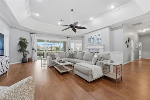 $1,425,000 | 434 Tremingham Way, Venice, FL 34293
