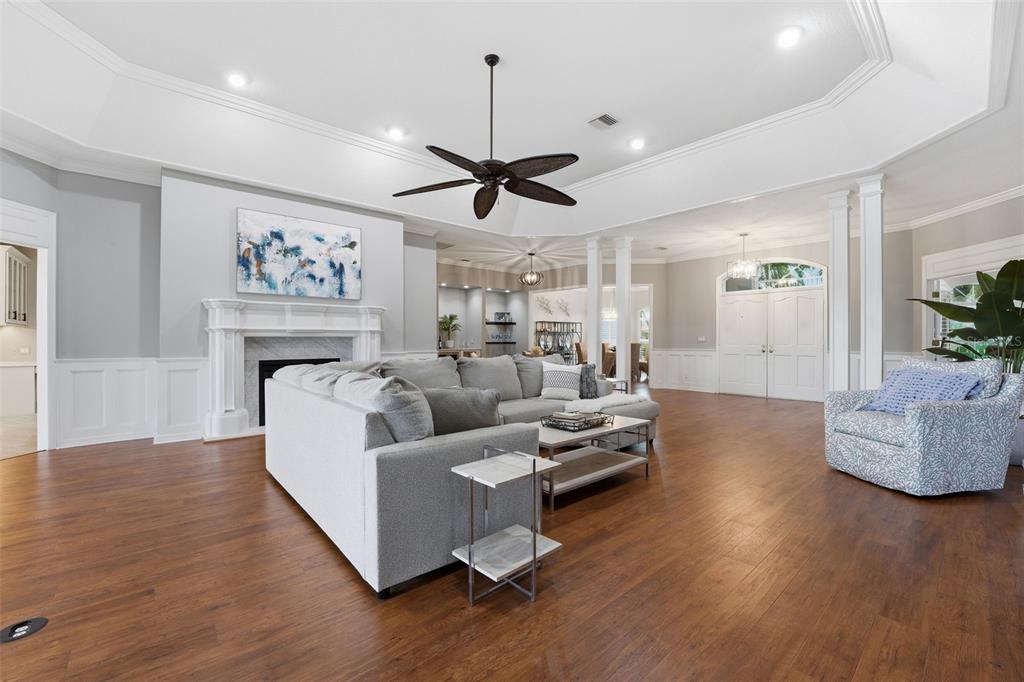 434 Tremingham Way Venice, FL 34293 - Photo 9 of 93