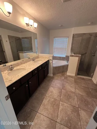 $2,400 | 2720 Salt Lake Drive, Jacksonville, FL 32277