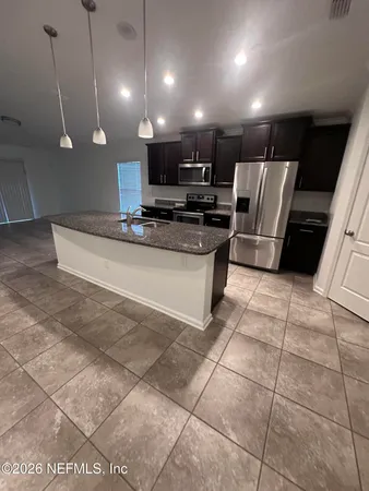 $2,400 | 2720 Salt Lake Drive, Jacksonville, FL 32277