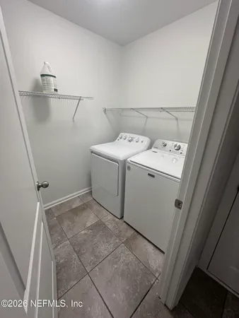 $2,400 | 2720 Salt Lake Drive, Jacksonville, FL 32277