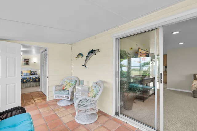 $3,900,000 | 76 Ocean Drive, Key Largo, FL 33037