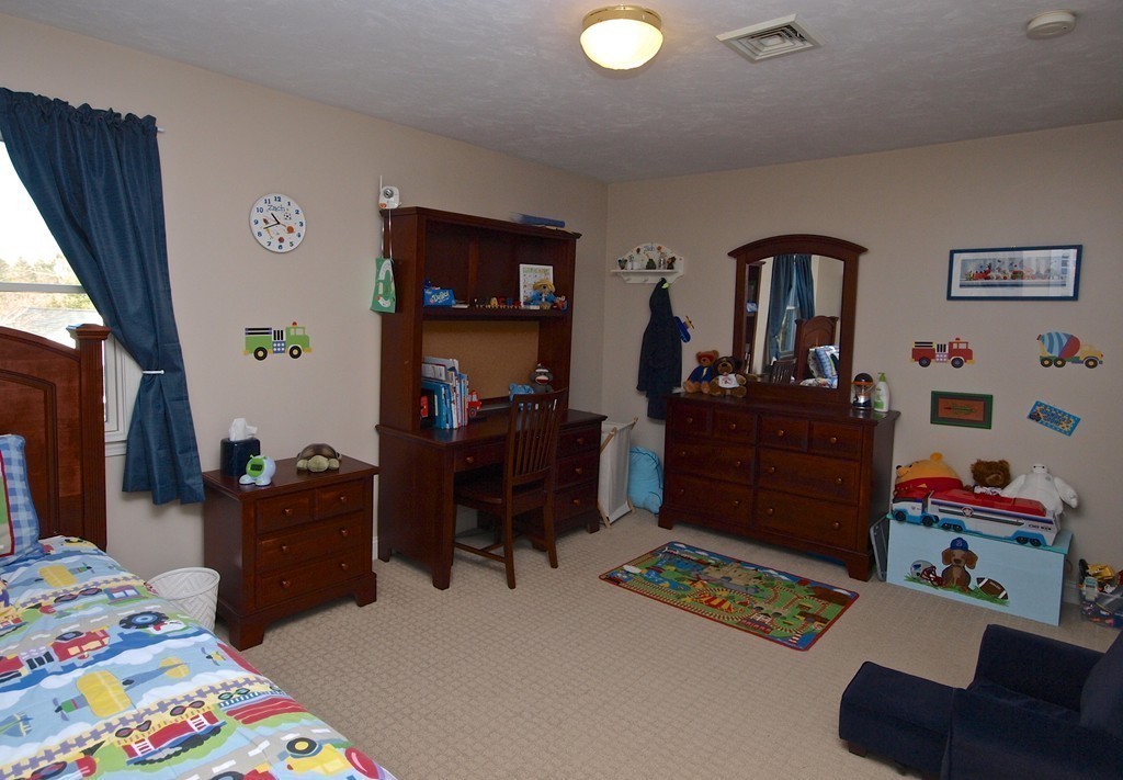 137 Beechnut Road Westwood, MA 02090 - Photo 20 of 30 Gallery Image 20