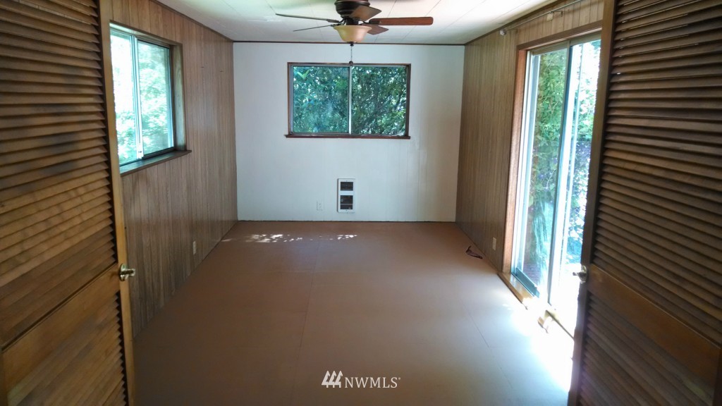 321 East Pickering Road Shelton, WA 98584 - Photo 15 of 20 Gallery Image 15