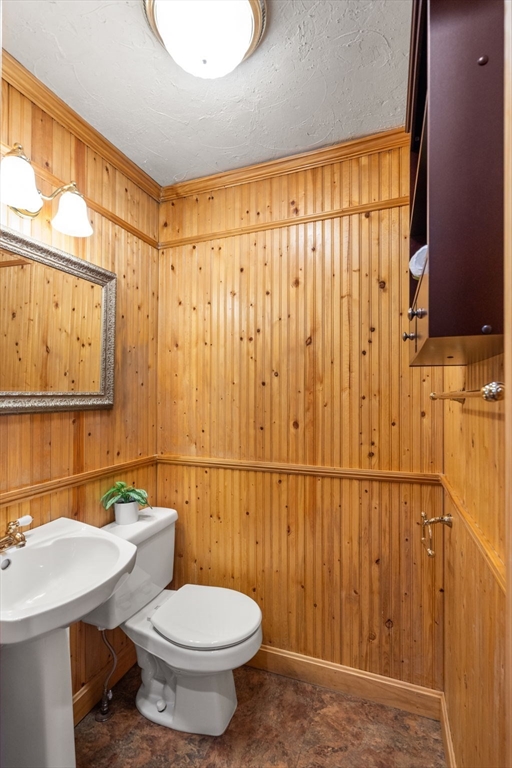 35 Berkeley Street Watertown, MA 02472 - Photo 8 of 19 Gallery Image 8
