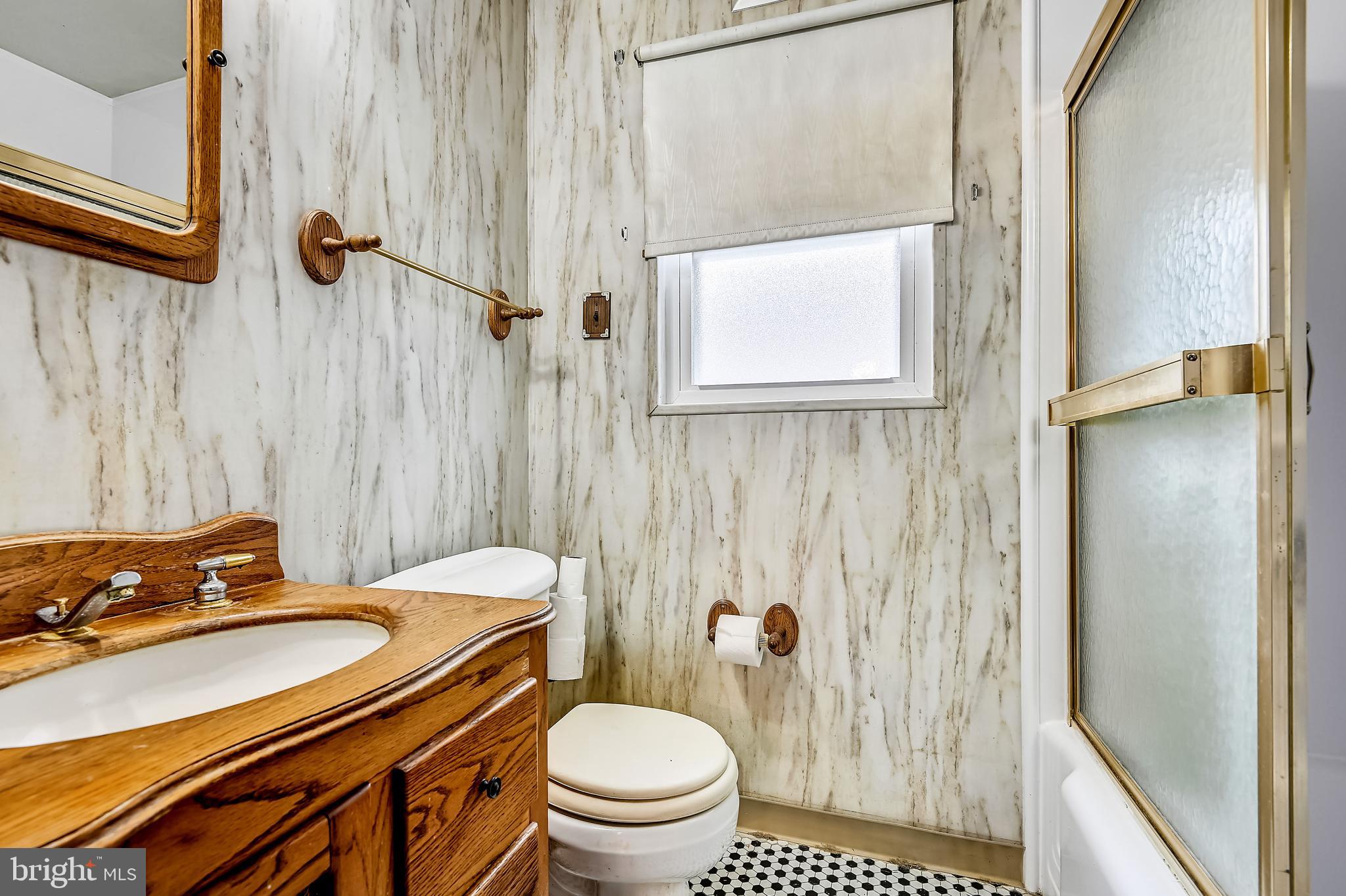 3122 Acton Road Baltimore, MD 21234 - Photo 20 of 30 Bath