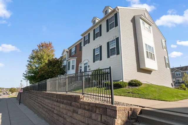 $299,900 | 7612 Elm Grove Circle, New Hope, MN 55428