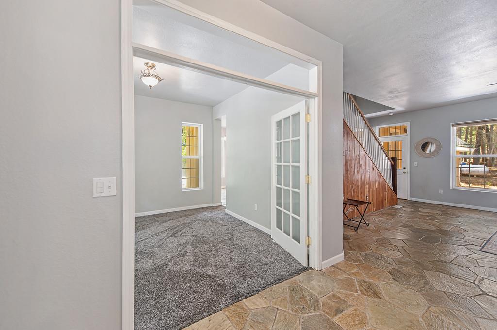 36000 Culberson Road Alta, CA 95701 - Photo 8 of 96 Dining room with kitchen access.