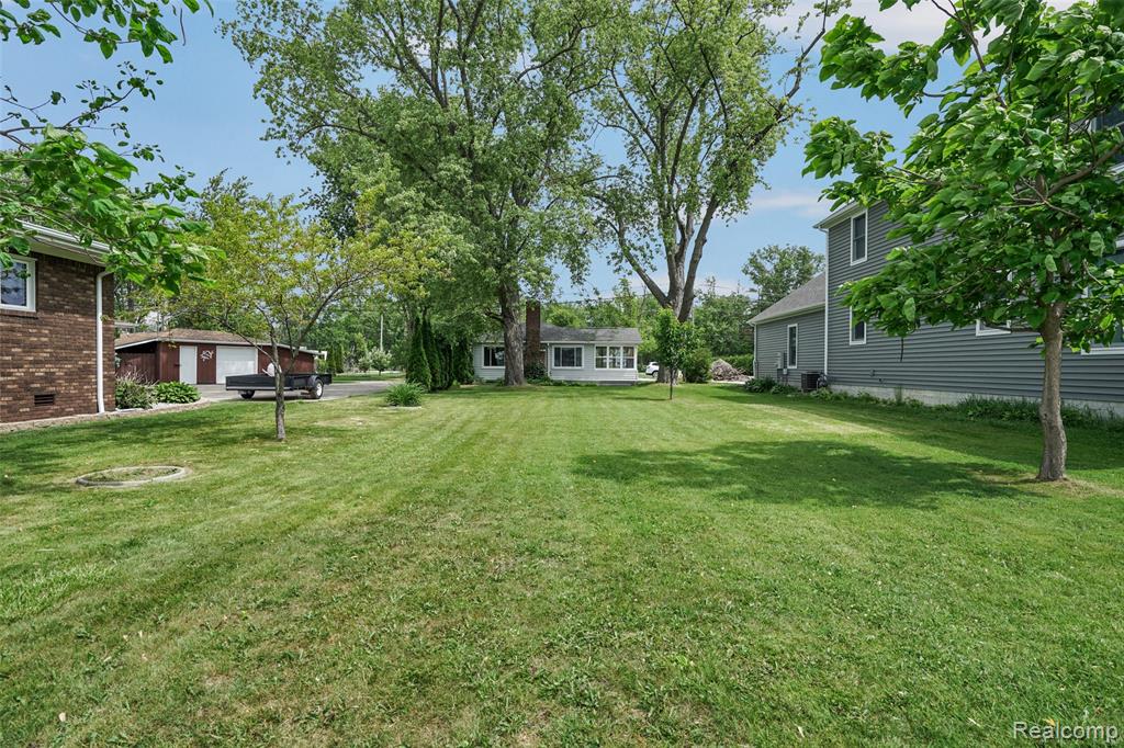 4901 Pointe Tremble Road Algonac, MI 48001 - Photo 39 of 45