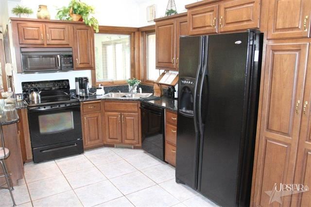 10010 Notestine Road Fort Wayne, IN 46835 - Photo 14 of 30