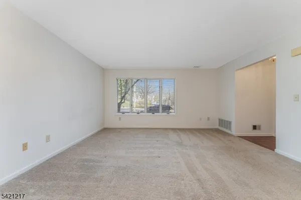 $269,000 | 65 Westchester Terrace, Annandale, NJ 08801