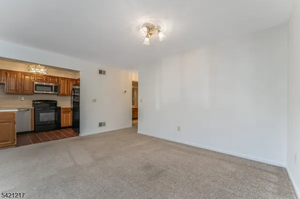 $269,000 | 65 Westchester Terrace, Annandale, NJ 08801