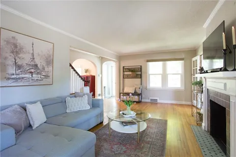 $430,000 | 600 East 72 Terrace, Kansas City, MO 64131