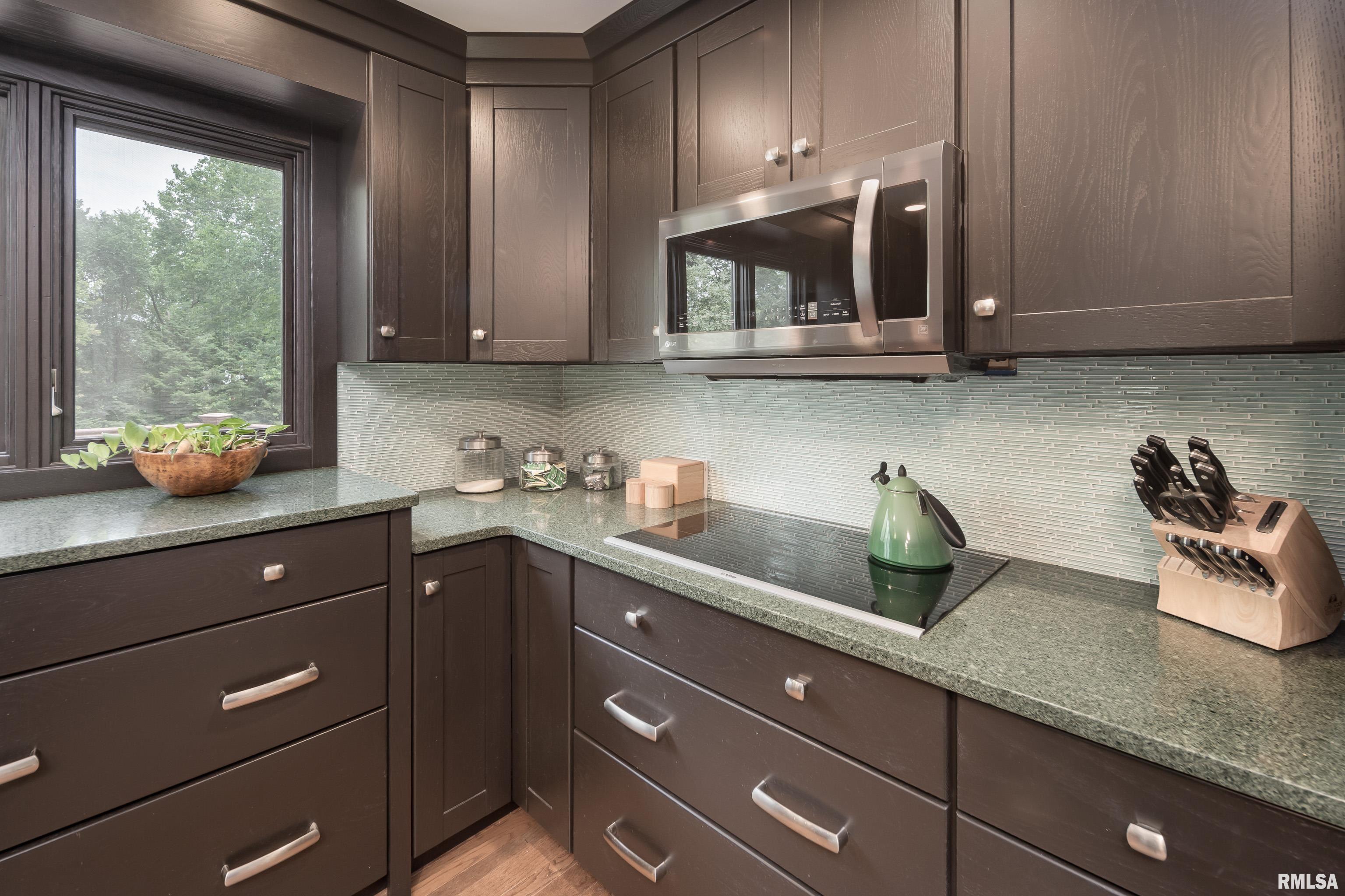 3165 Quail Ridge Road Bettendorf, IA 52722 - Photo 15 of 51 Gallery Image 15