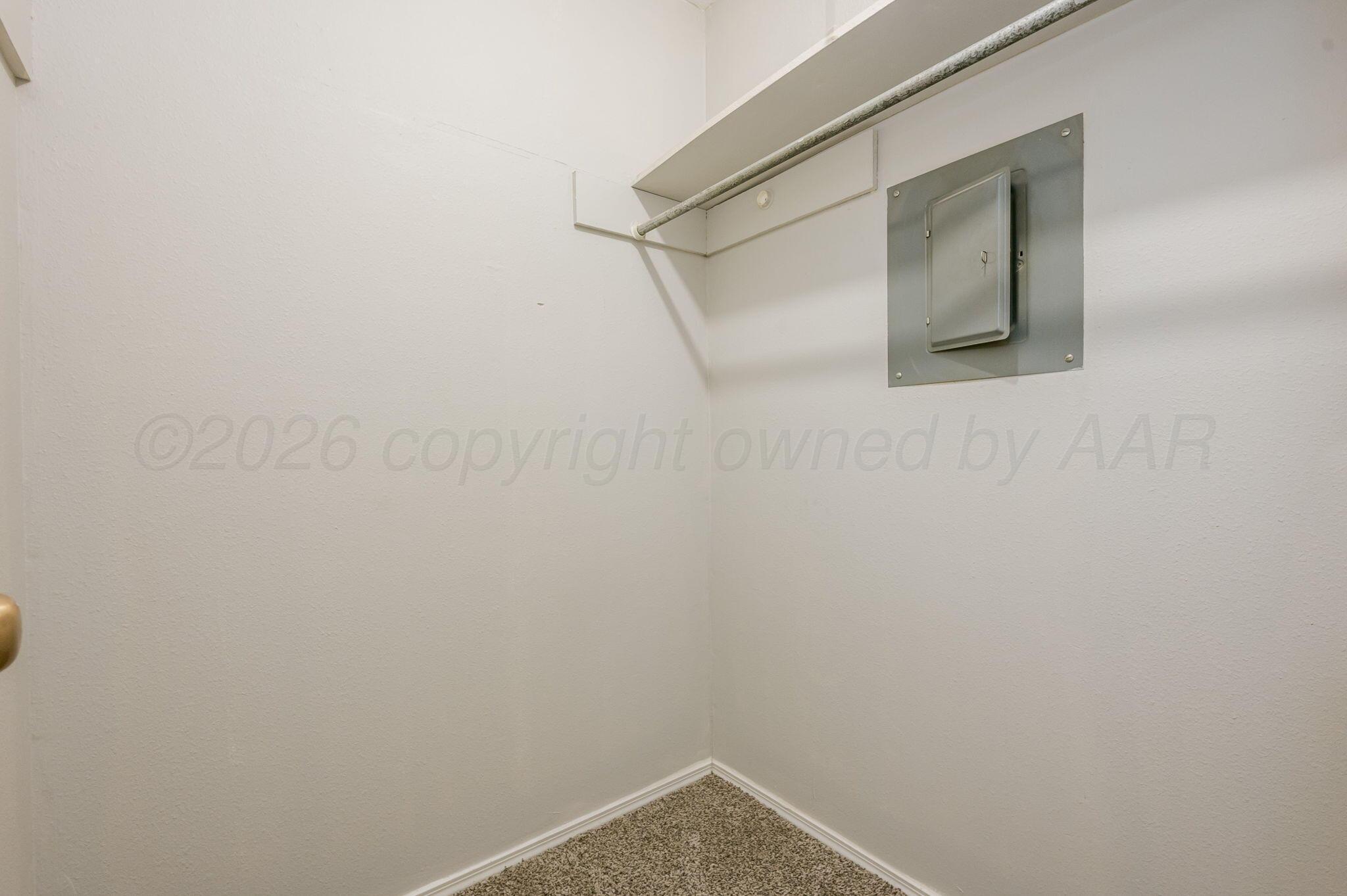 6000 Hampton Drive Amarillo, TX 79109 - Photo 11 of 19 a view of a small space