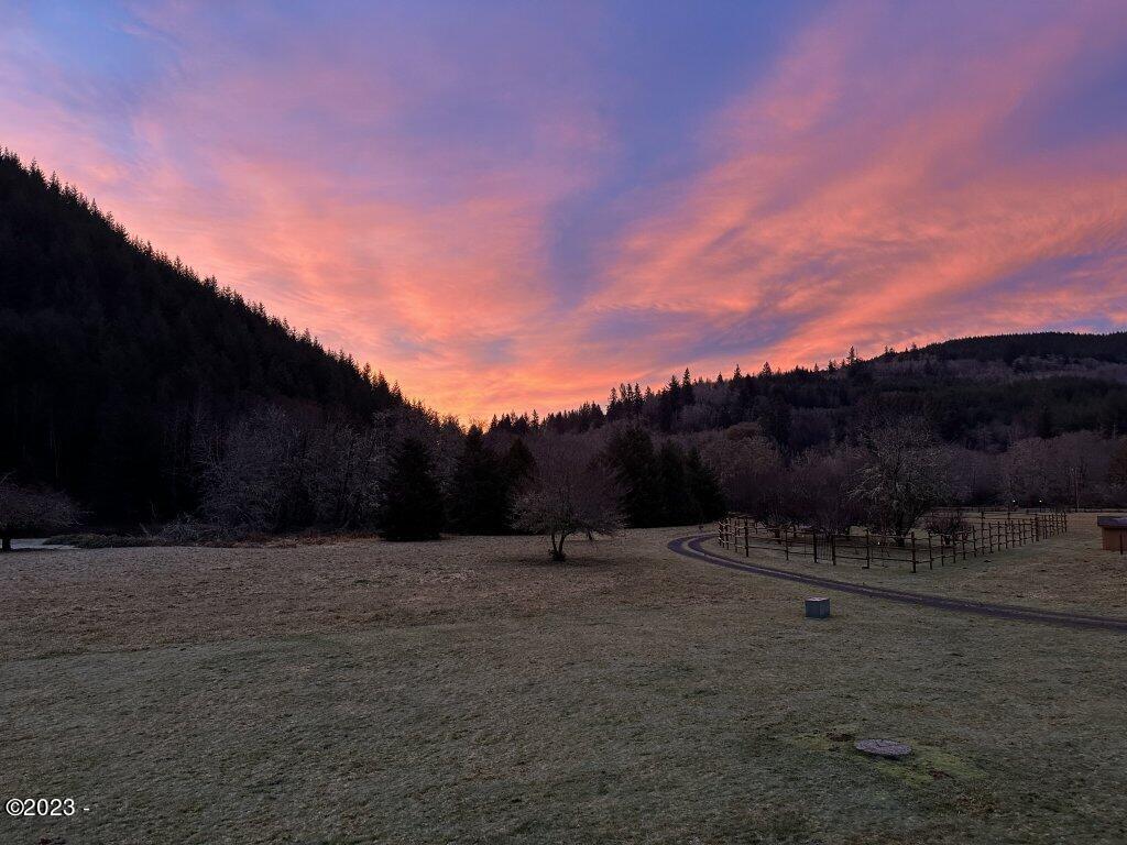 12319 Logsden Road Blodgett, OR 97326 - Photo 78 of 78 Sunset