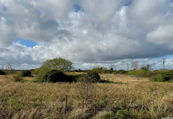 $270,000 | 57 Key Road, Victoria, TX 77905