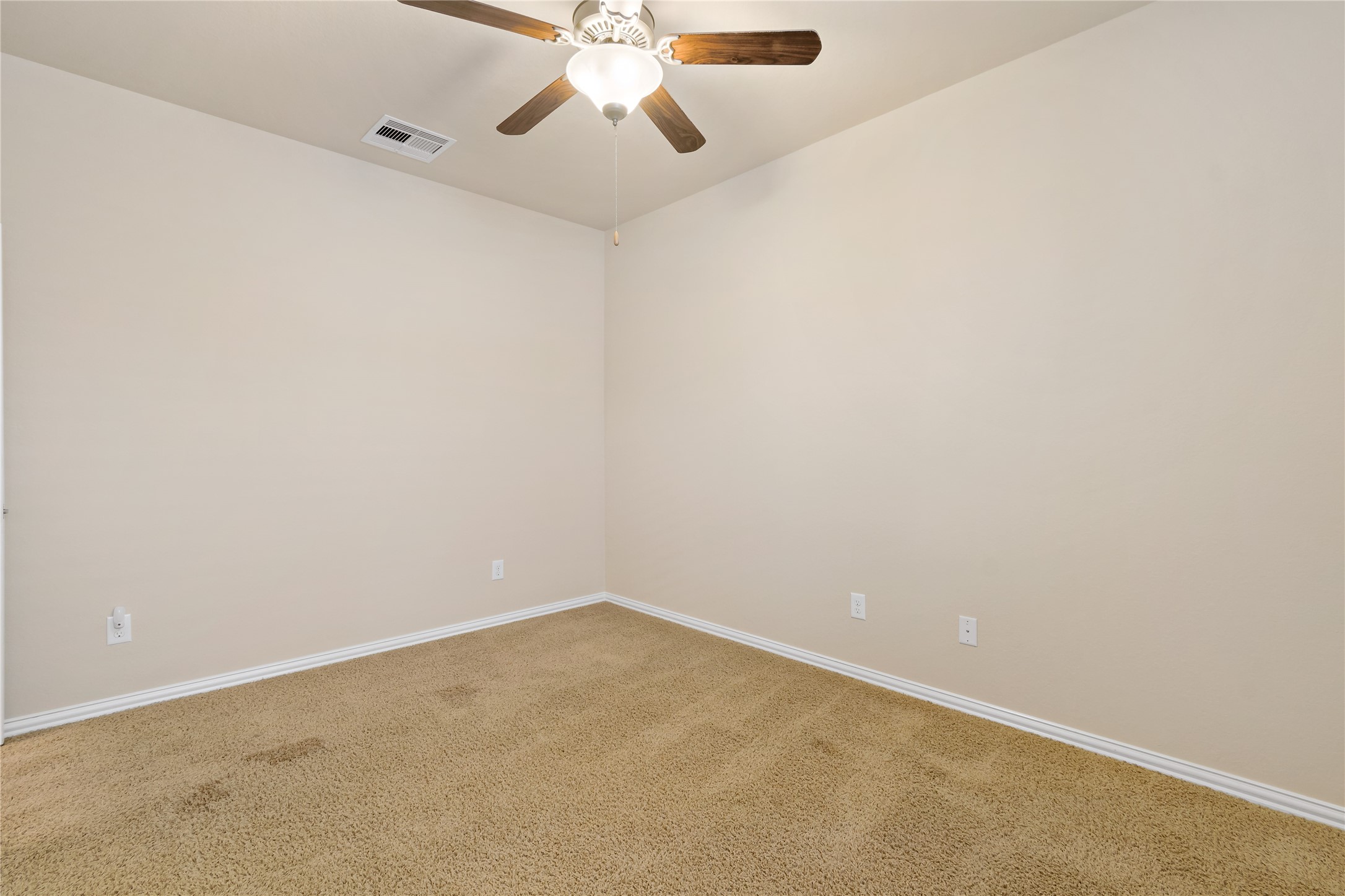 5206 Pale Sage Lane Rosharon, TX 77583 - Photo 23 of 50 Bed 1