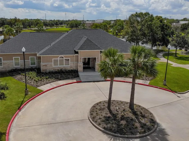 $315,000 | 5206 Pale Sage Lane, Rosharon, TX 77583