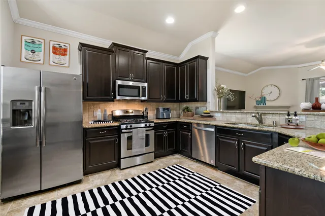 $315,000 | 5206 Pale Sage Lane, Rosharon, TX 77583