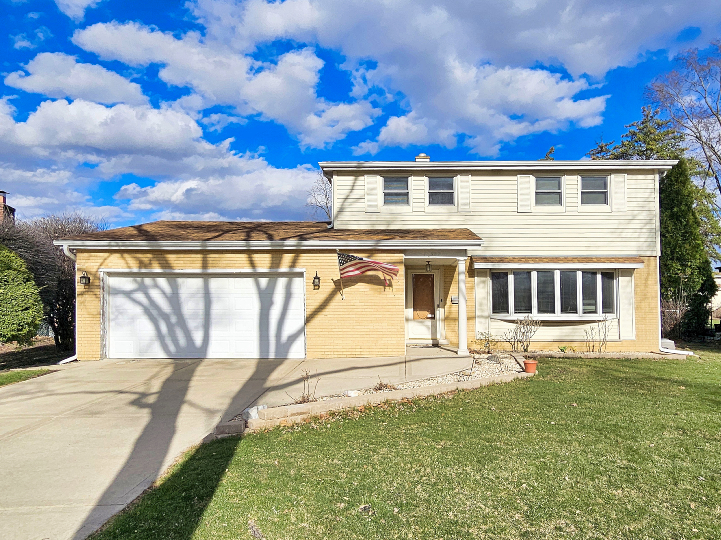 357 North Pioneer Drive Addison, IL 60101 - Photo 1 of 26 a view of house with outdoor space and entertaining space