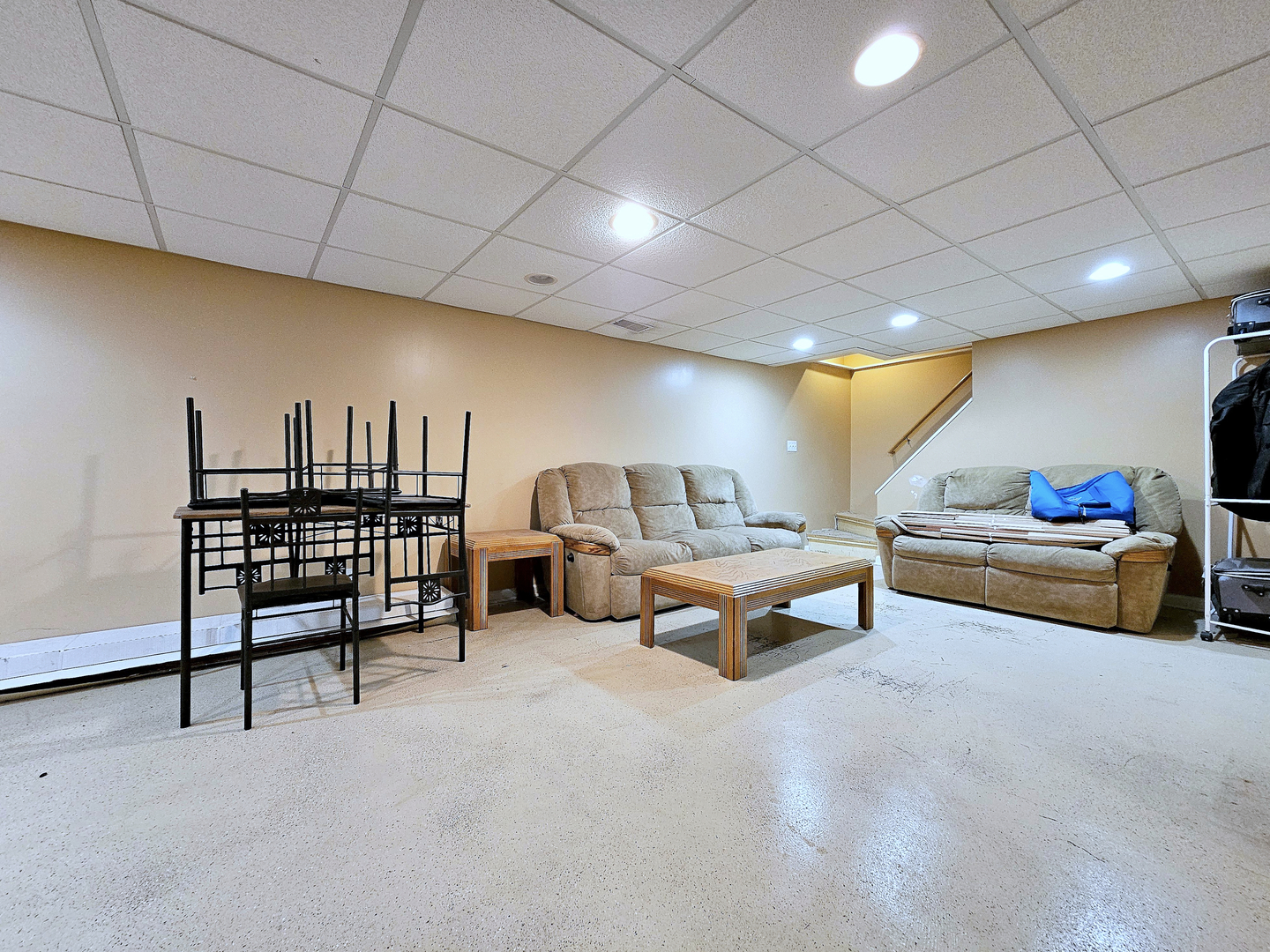 357 North Pioneer Drive Addison, IL 60101 - Photo 17 of 26 a view of a projector room with furniture