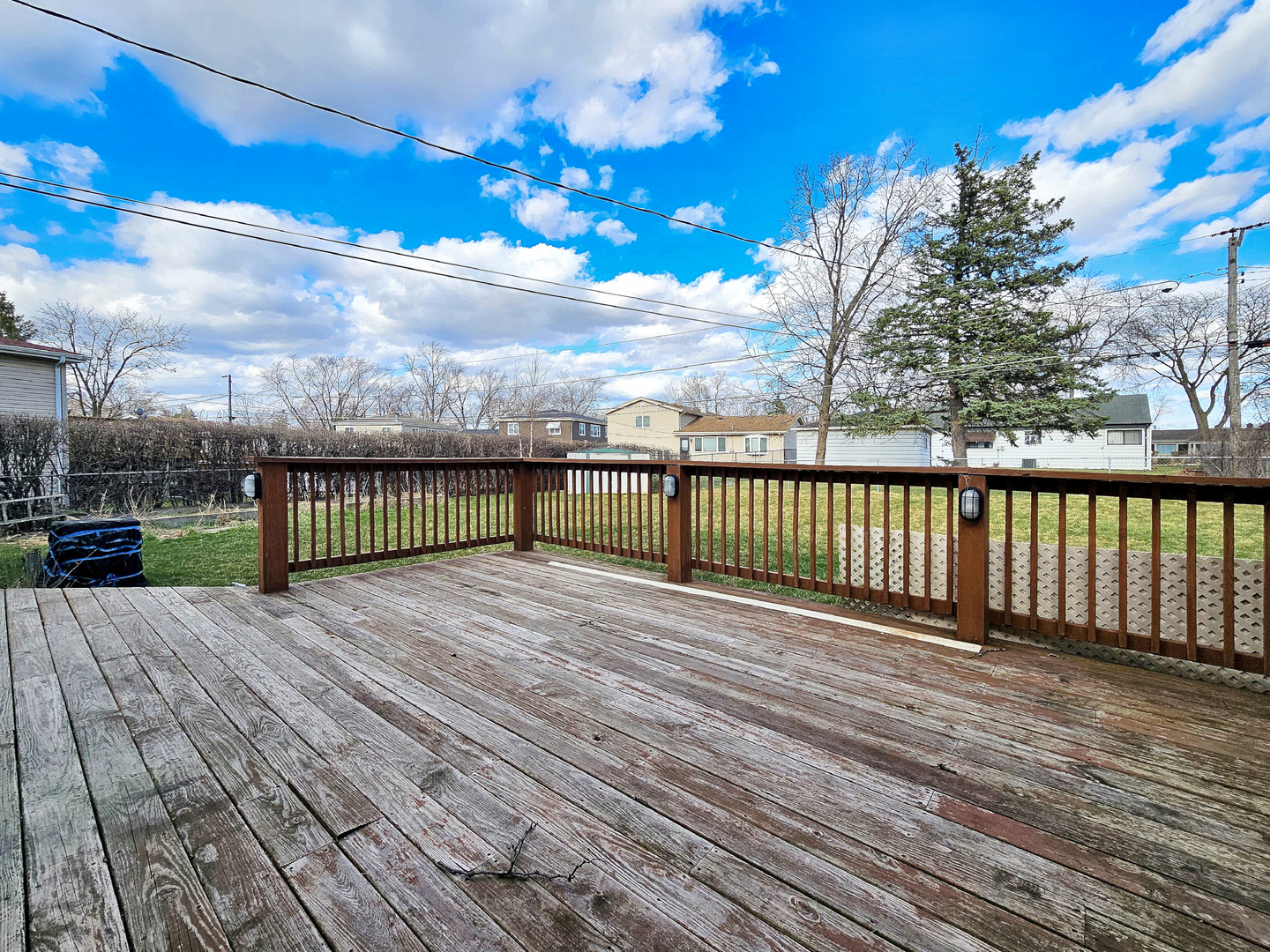 357 North Pioneer Drive Addison, IL 60101 - Photo 23 of 26 a view of a terrace with sky view