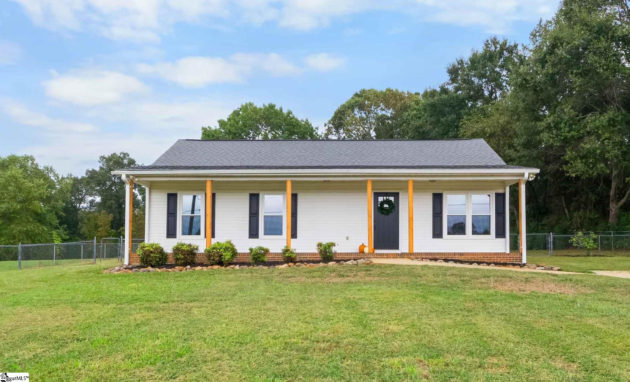 421 Brockman Road Greer, SC 29651 - Photo 1 of 35 Gallery Image 1