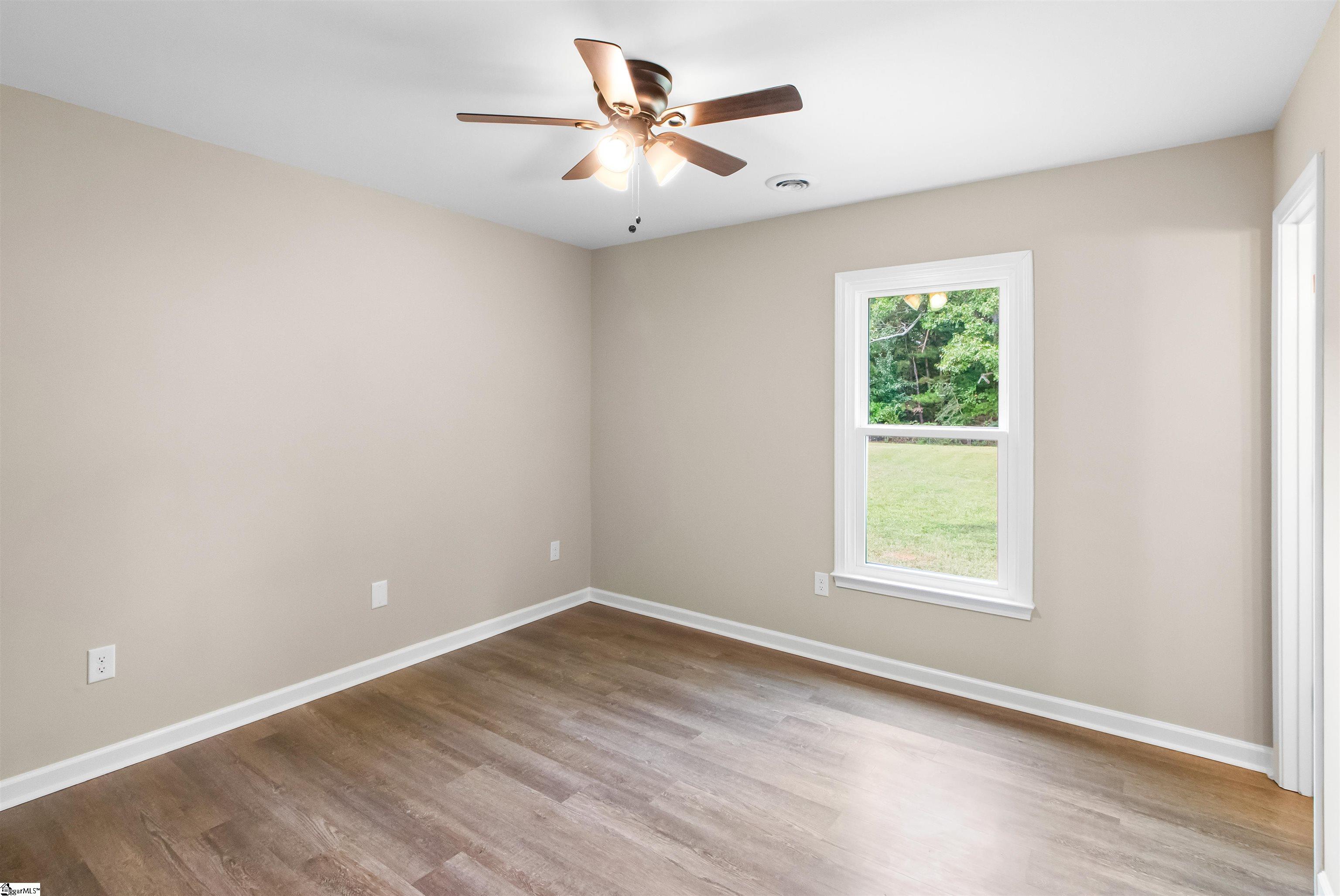 421 Brockman Road Greer, SC 29651 - Photo 13 of 35 Gallery Image 13