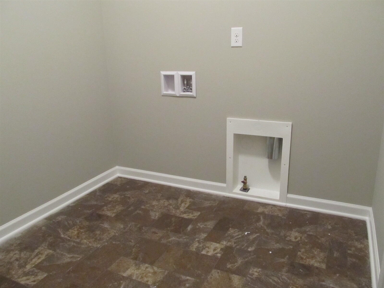 93 Dickens Street Spring Arbor, MI 49283 - Photo 12 of 16
