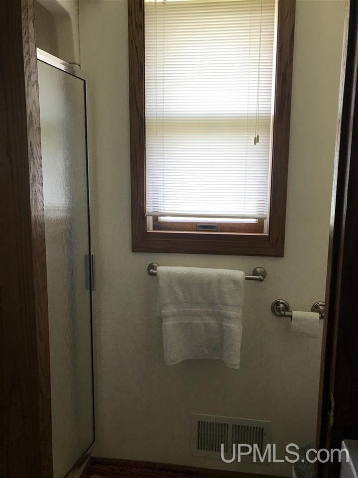 22435 Boston Location Road Hancock, MI 49930 - Photo 10 of 26