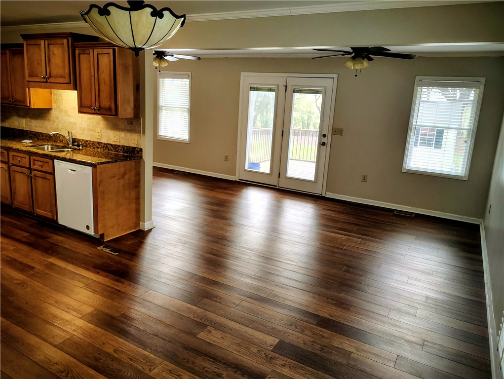 1809 Busby Road Anderson, SC 29626 - Photo 27 of 43 This inviting space features sleek flooring and convenient outdoor access, ideal for daily living.