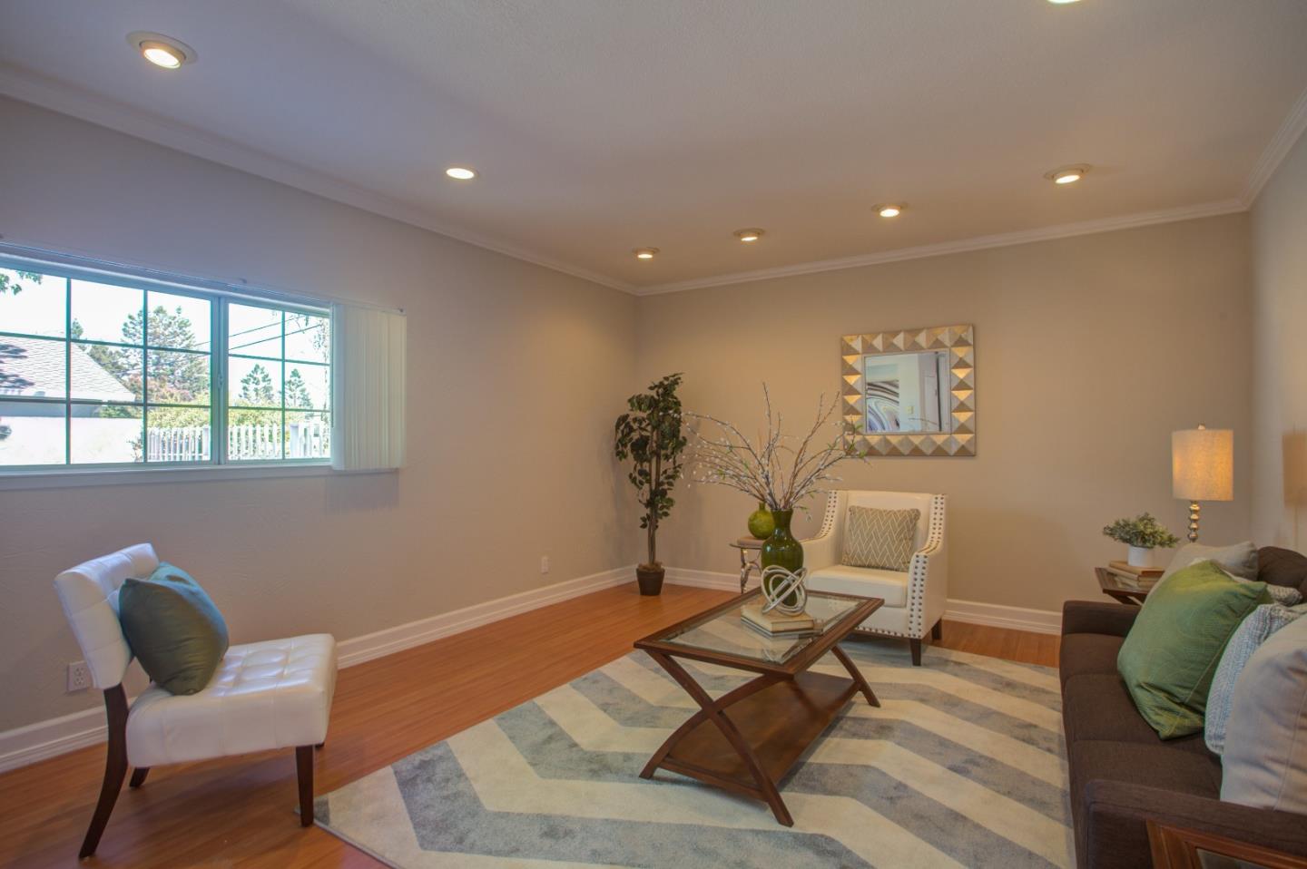 4555 Doyle Road San Jose, CA 95129 - Photo 14 of 26 Gallery Image 14