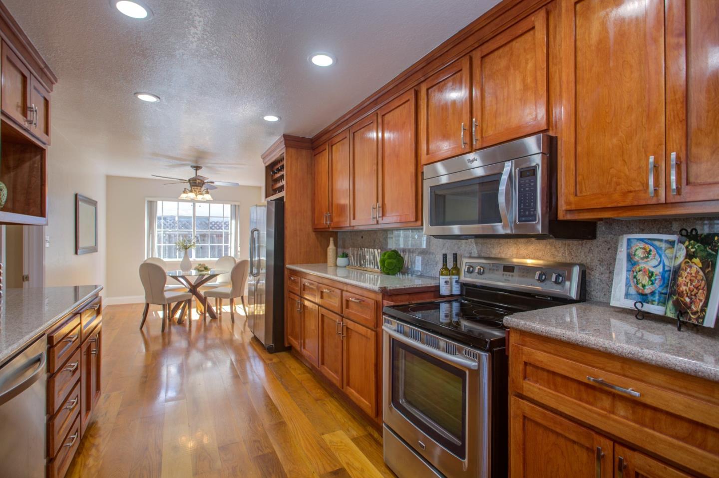 4555 Doyle Road San Jose, CA 95129 - Photo 10 of 26 Gallery Image 10