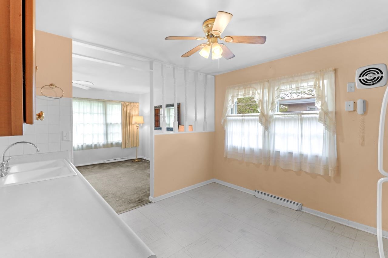 2724 West Overhill Road Peoria, IL 61615 - Photo 12 of 36 Gallery Image 12