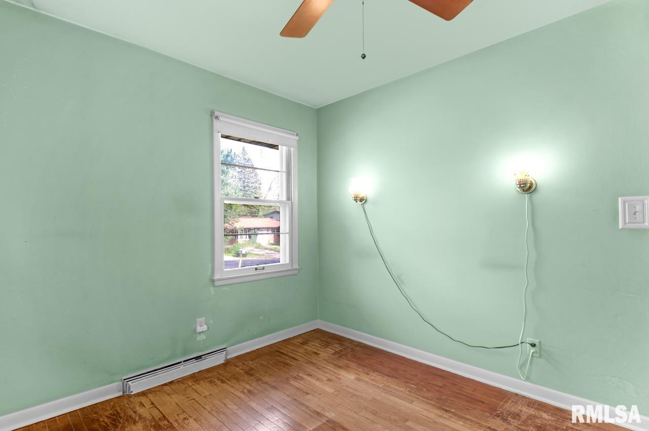 2724 West Overhill Road Peoria, IL 61615 - Photo 23 of 36 Gallery Image 23