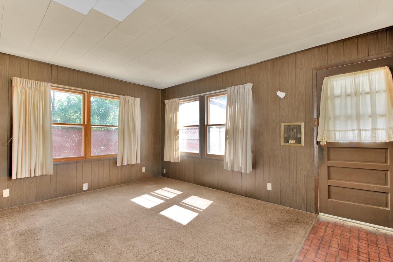 2724 West Overhill Road Peoria, IL 61615 - Photo 25 of 36 Gallery Image 25