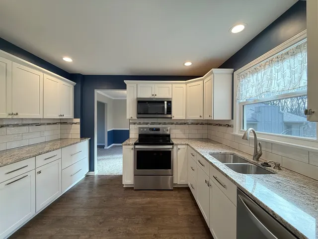 $325,000 | 4604 30th Ave Court, Rock Island, IL 61201