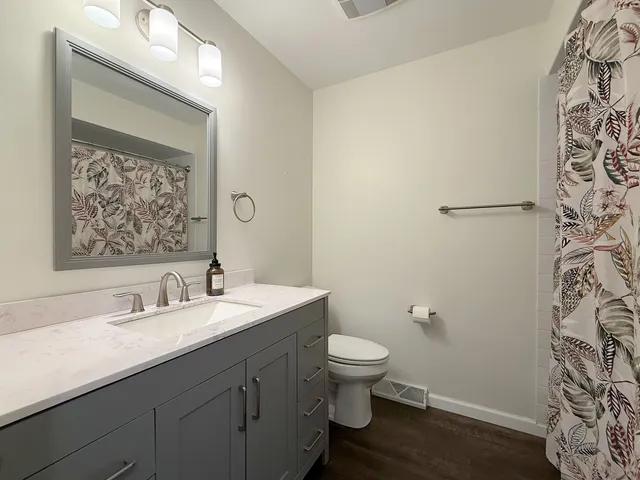 $325,000 | 4604 30th Ave Court, Rock Island, IL 61201