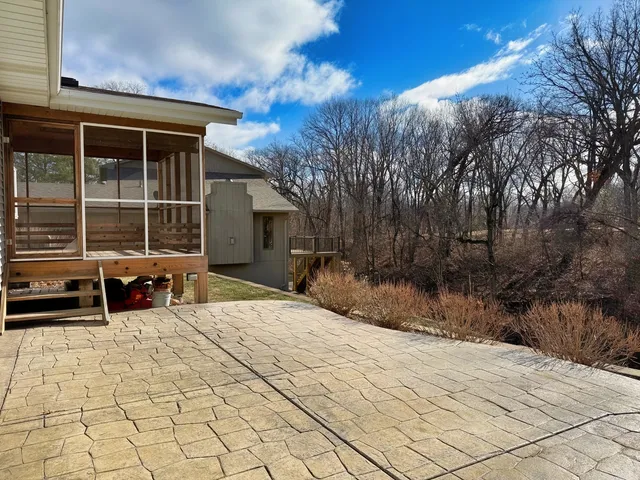 $325,000 | 4604 30th Ave Court, Rock Island, IL 61201