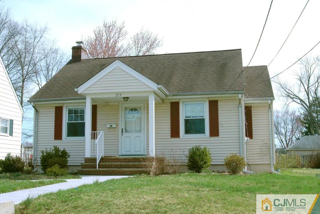 214 Walnut Street Middlesex, NJ 08846 - Photo 1 of 15 Gallery Image 1