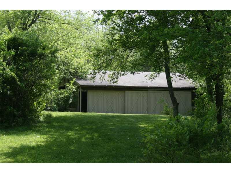 47 Shephard Road Gibsonia, PA 15044 - Photo 21 of 25 Stable/Barn.