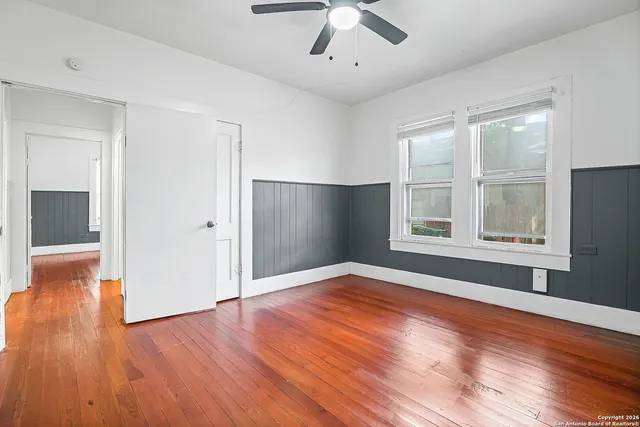 $1,900 | 915 West Gramercy Place, San Antonio, TX 78201