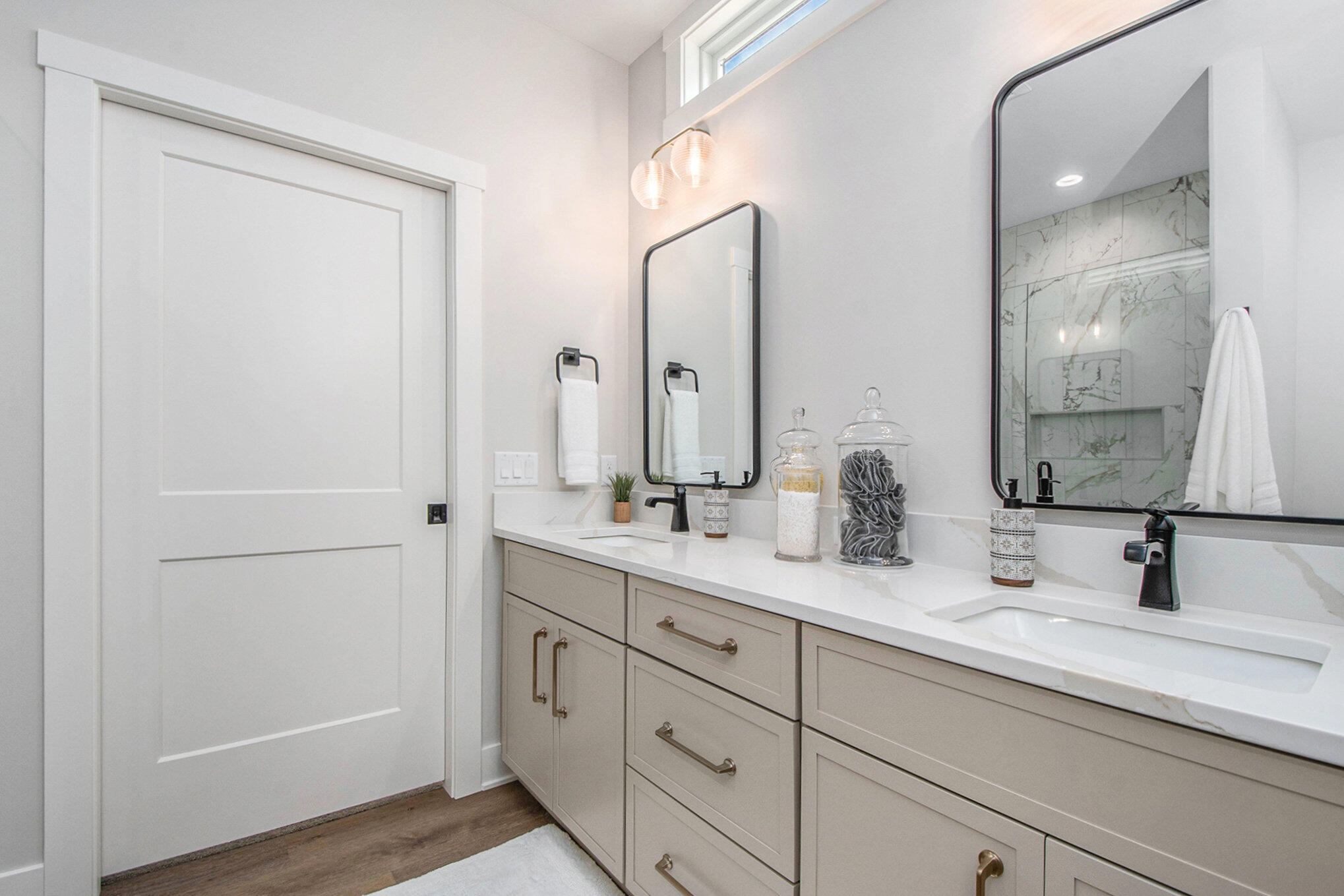 8493 Ravinewood Drive, Unit 5 Jenison, MI 49428 - Photo 31 of 39 032_dsc_7007_49