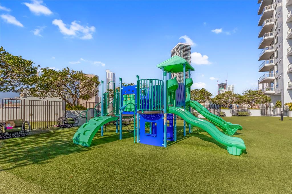 90 Southwest 3rd Street, Unit 3808 Miami, FL 33130 - Photo 21 of 27